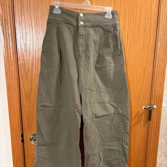 BDG Urban Outfitters Wide Leg Olive Green Jeans - Size 8 - Picture 1 of 4